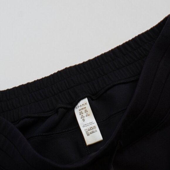 SPANX AirEssentials Tapered Pant Very Black - Size Medium - Picture 3 of 5